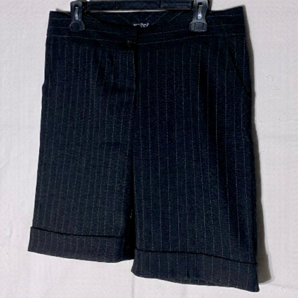 Poetry Black Pin Striped High Rise Wide Leg Shorts M